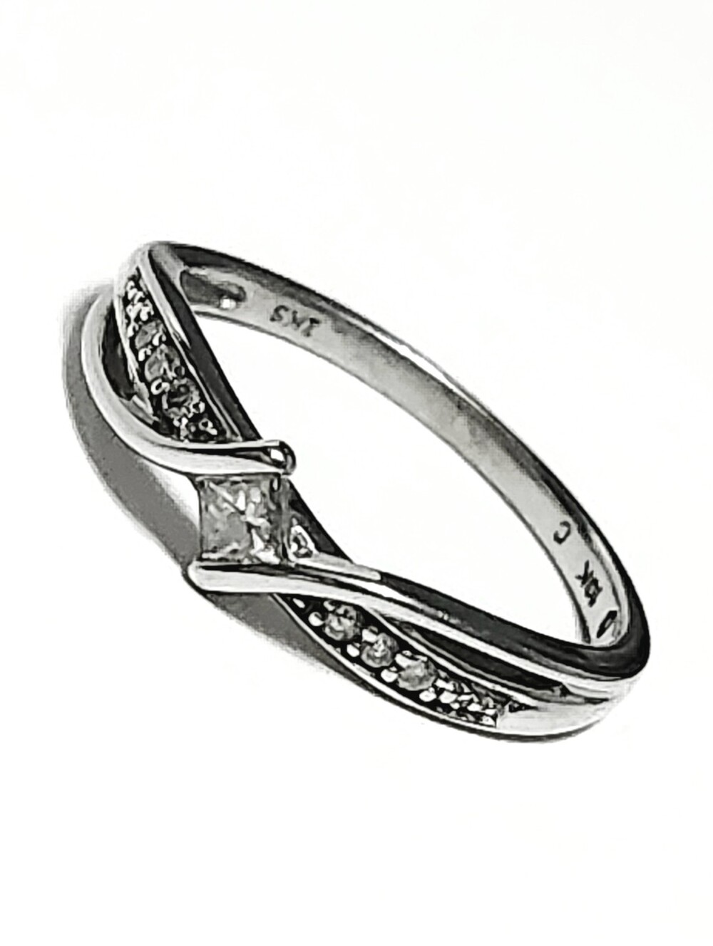 10K Diamond Princess Cut White Gold Bypass Ring size 6